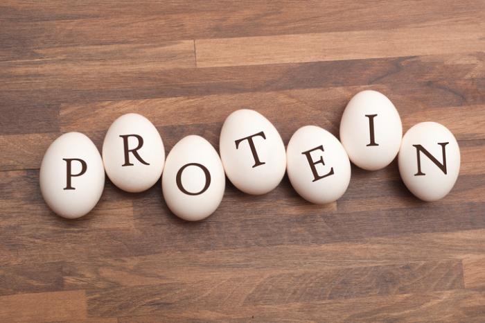 Вздутие живота от протеина: причины, что делать?